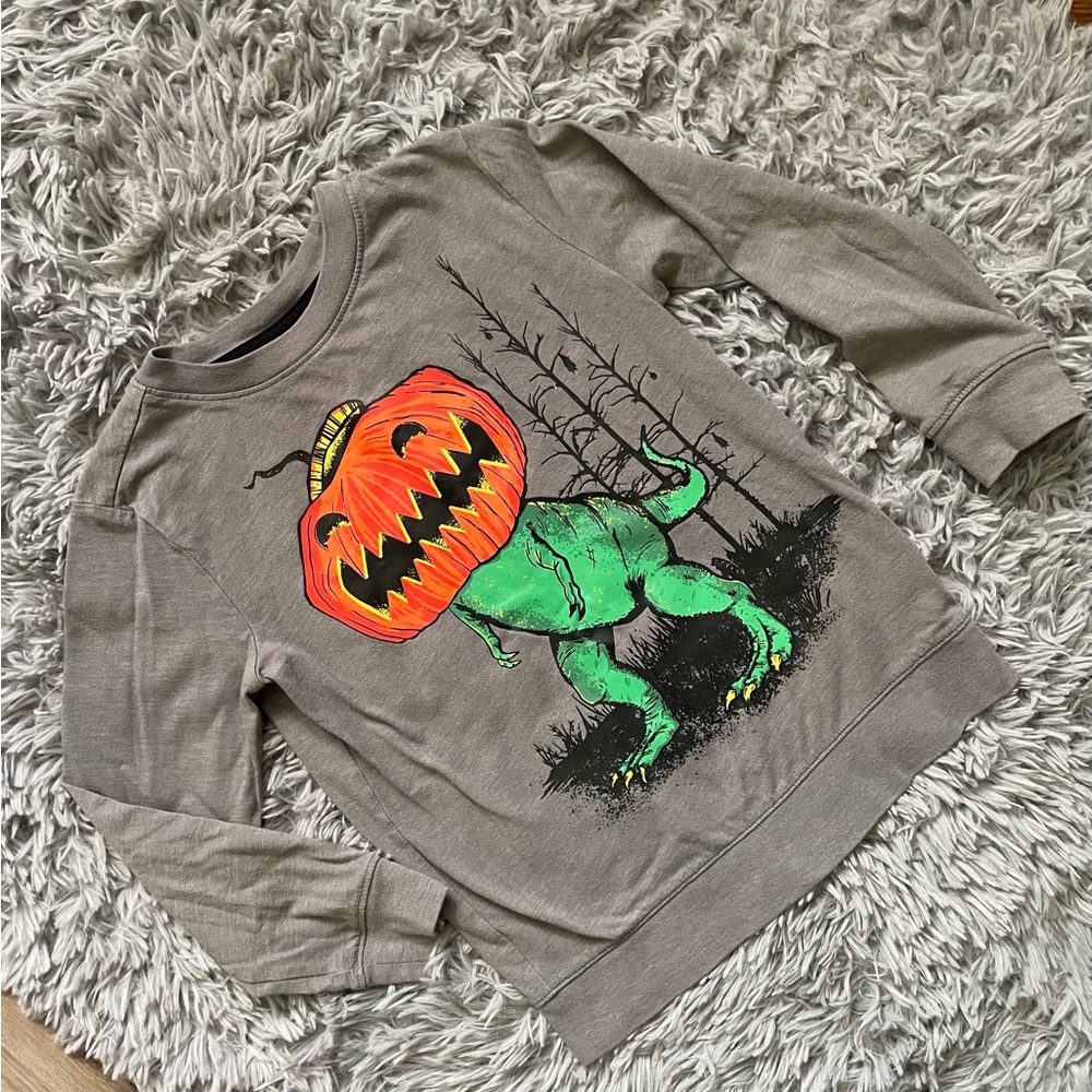 Cat & Jack Boys XS Halloween Dinosaur shirt